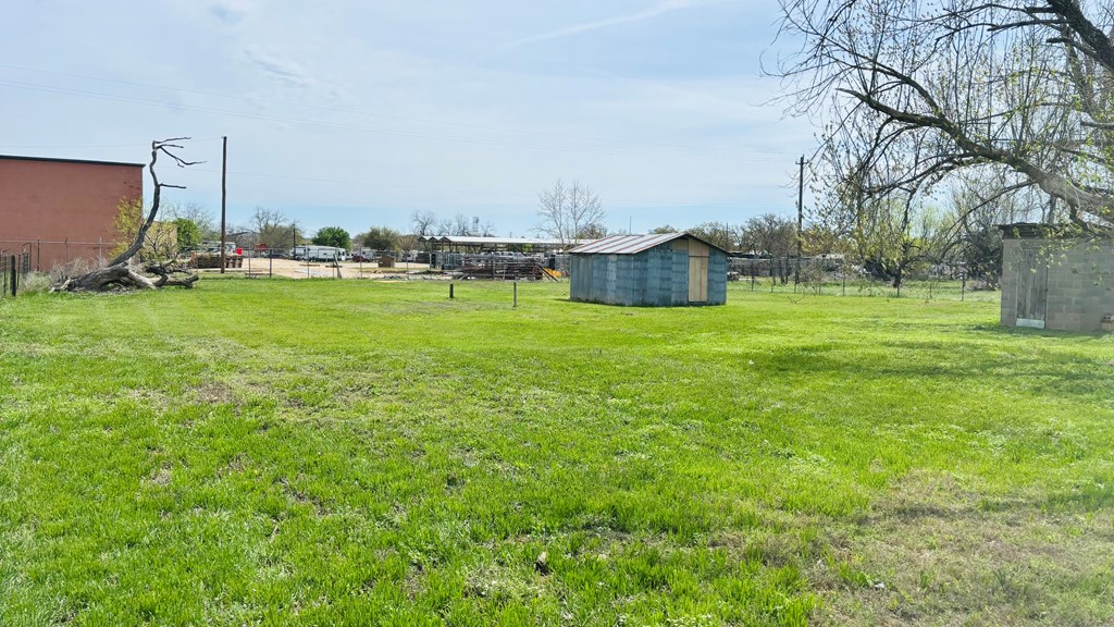 main property photo 7