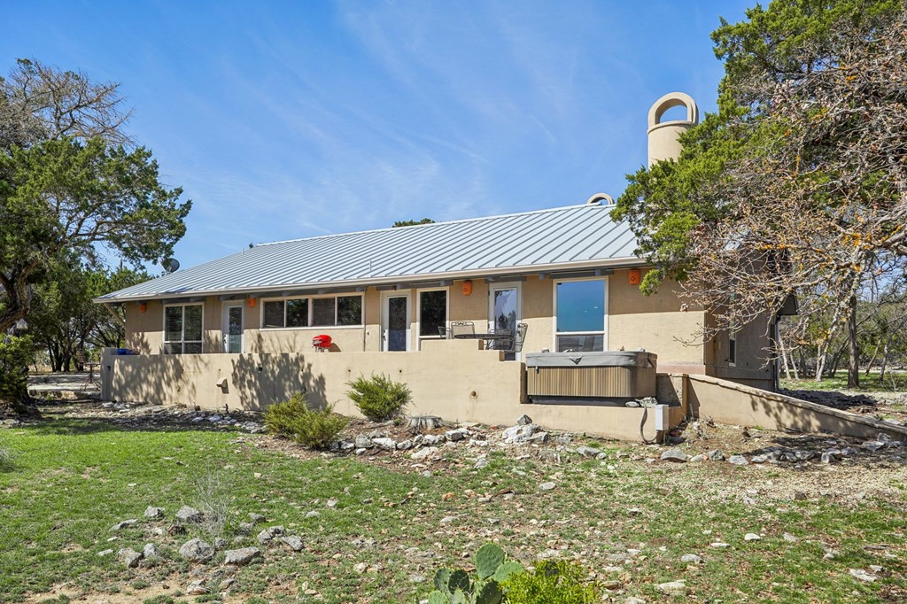 main property photo 39