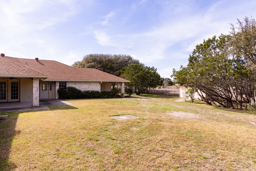main property photo 41