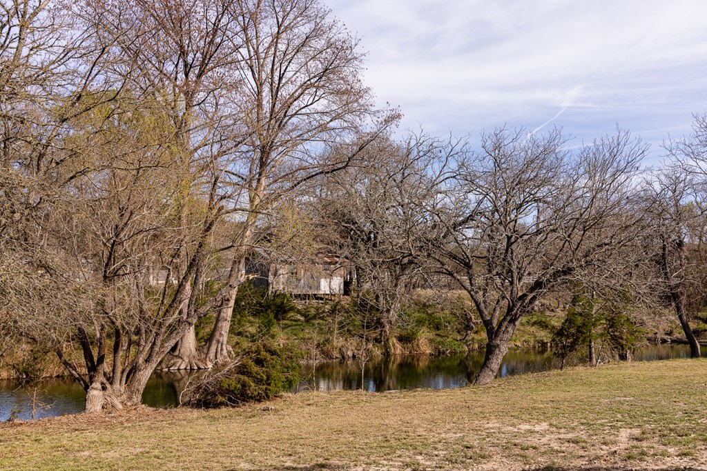 main property photo 46