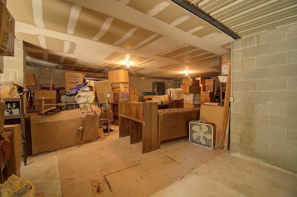 main property photo 70
