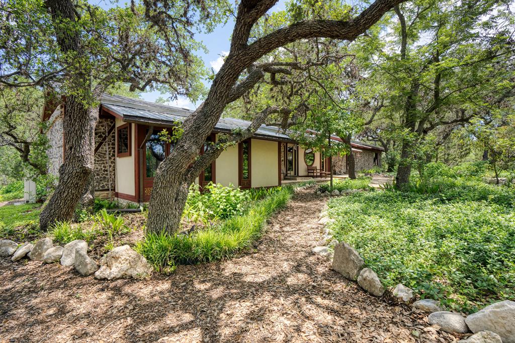 main property photo 44
