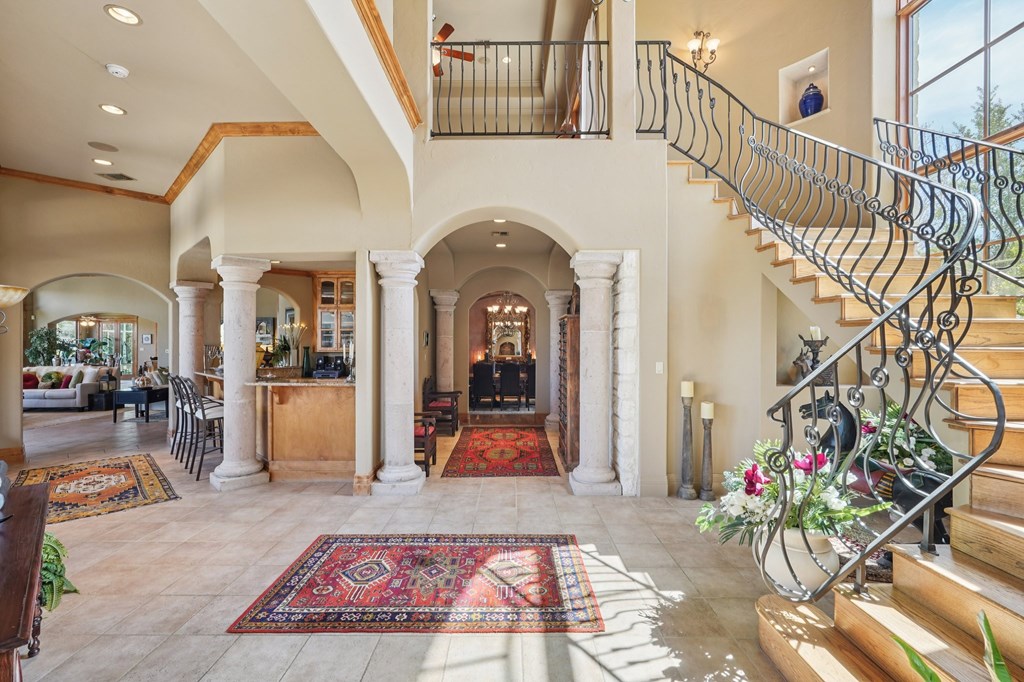 main property photo 14
