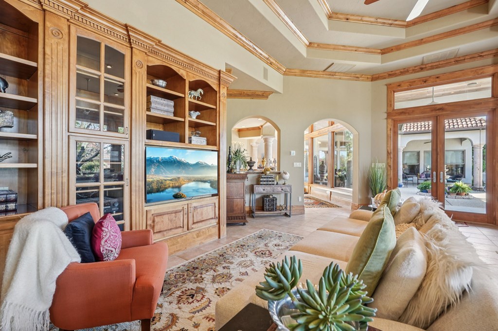 main property photo 21