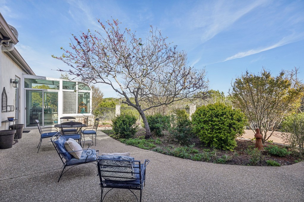 main property photo 79
