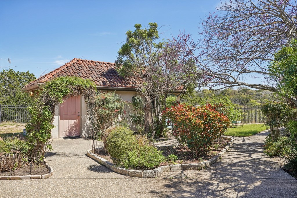 main property photo 94