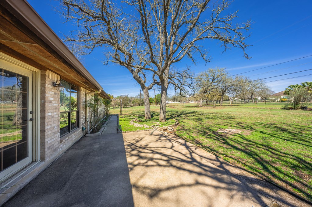 main property photo 27