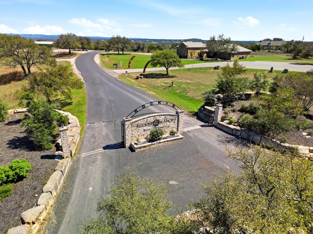 main property photo 49