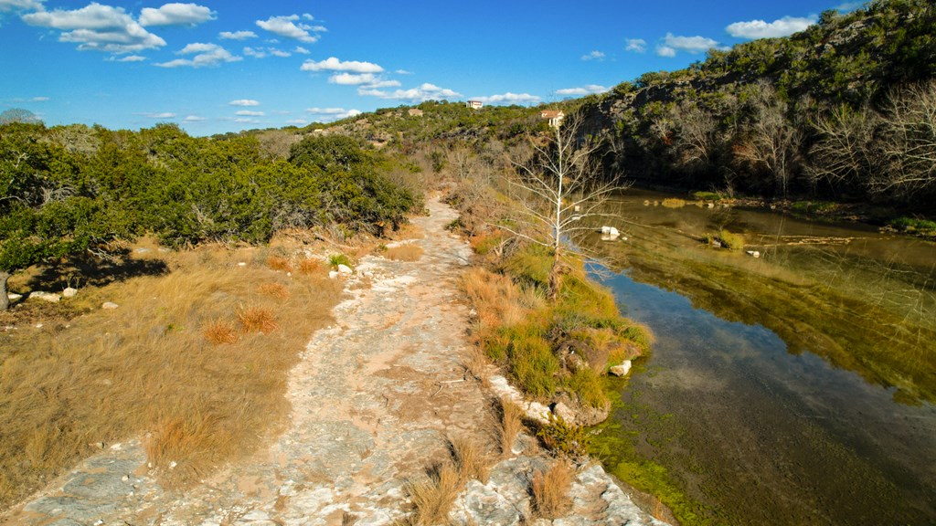 main property photo 14
