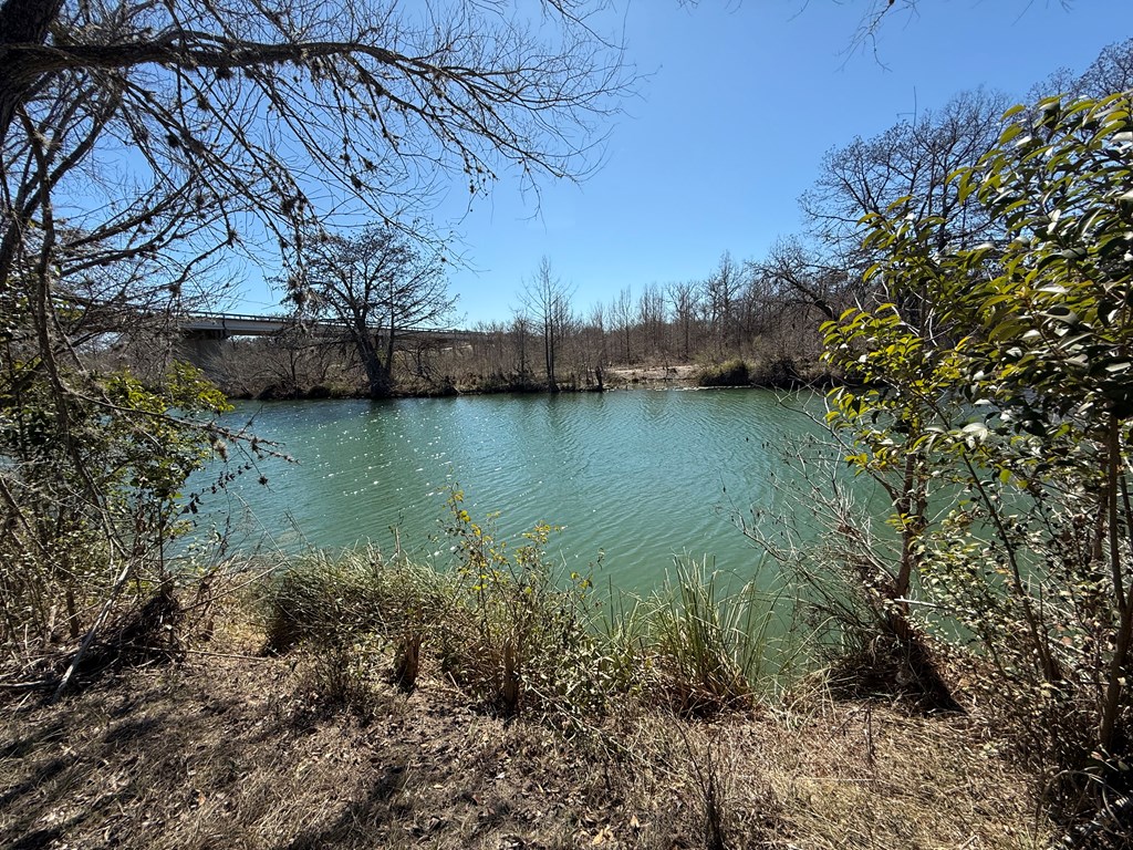 main property photo 11