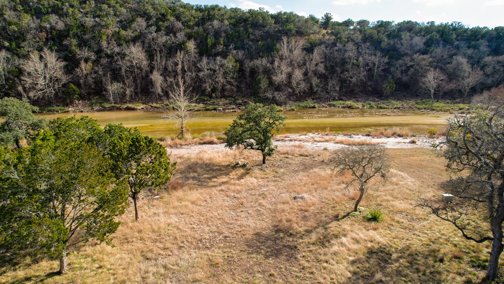 main property photo 13