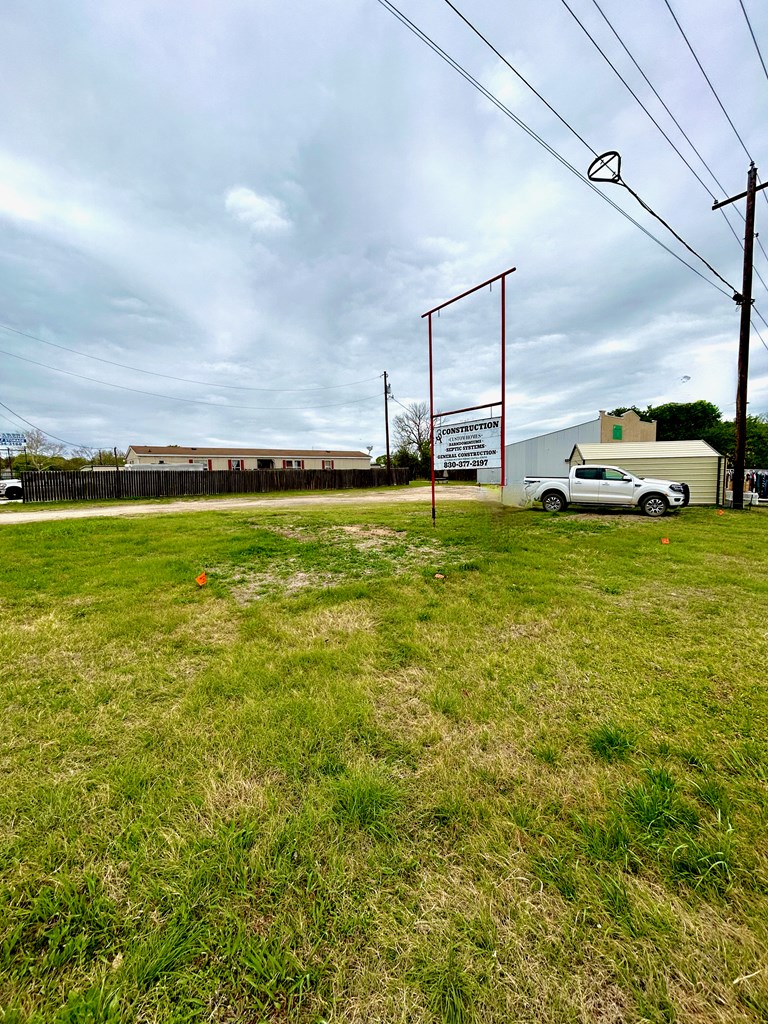 main property photo 11