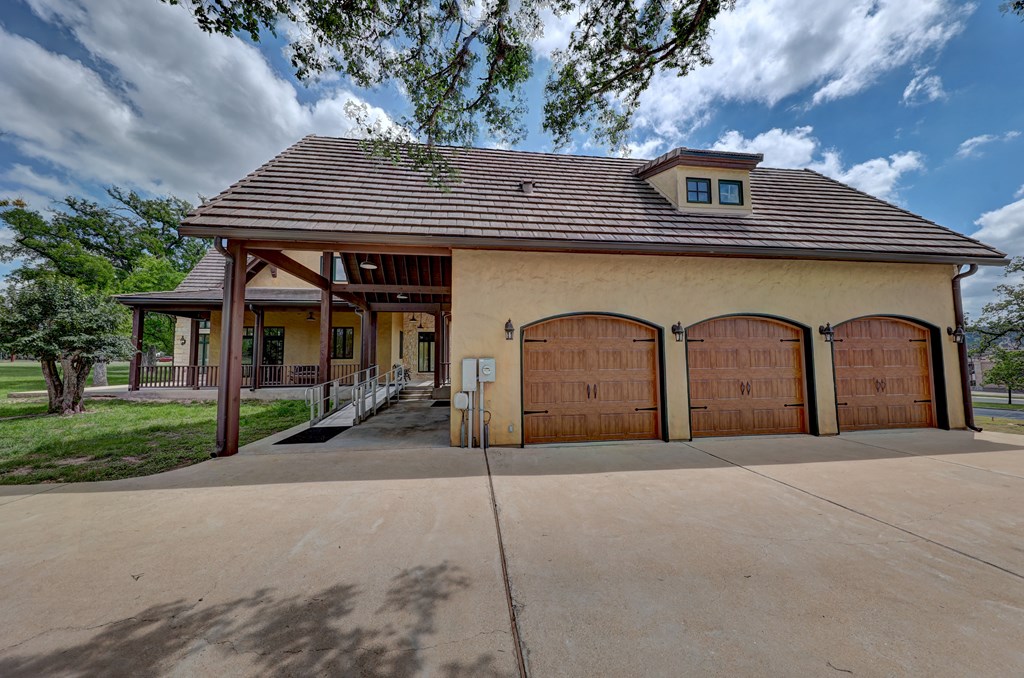 main property photo 60