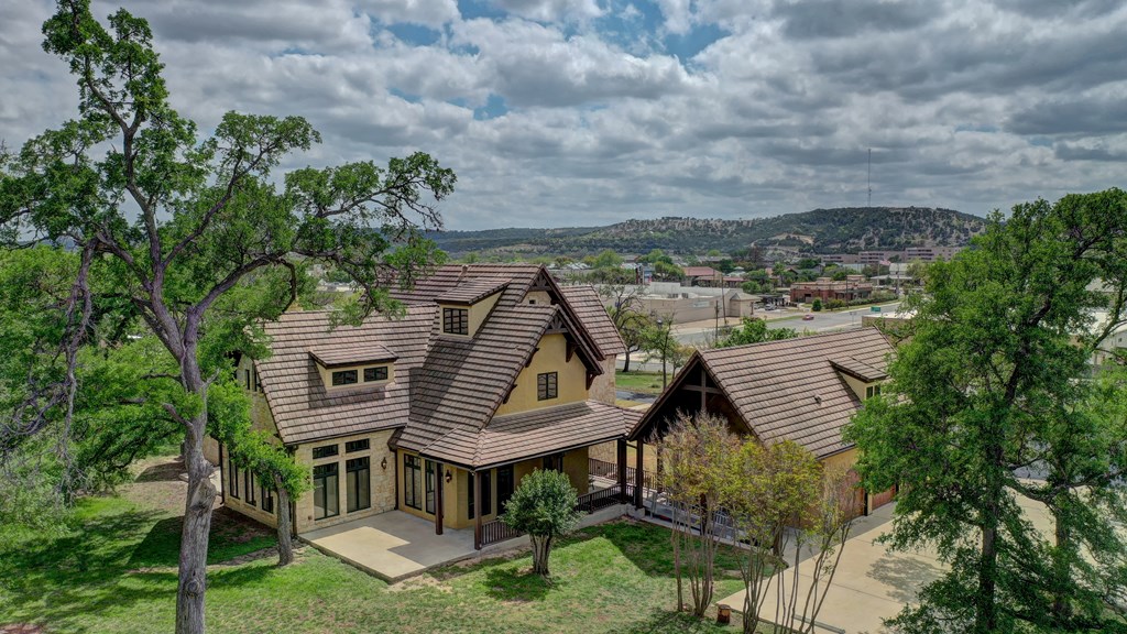 main property photo 65