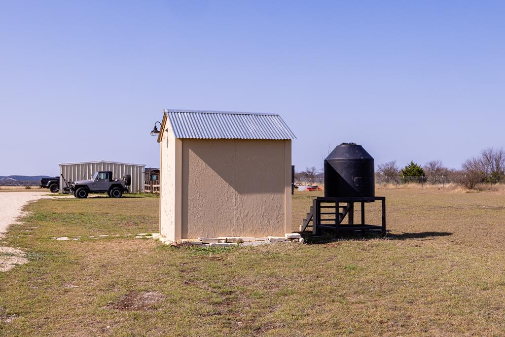 main property photo 33