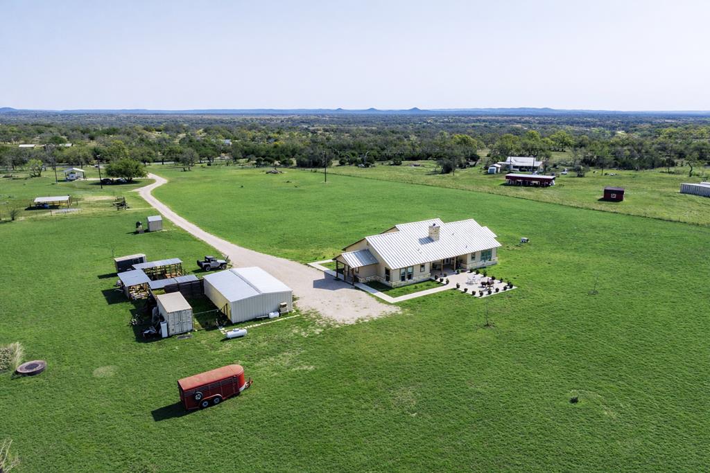 main property photo 7