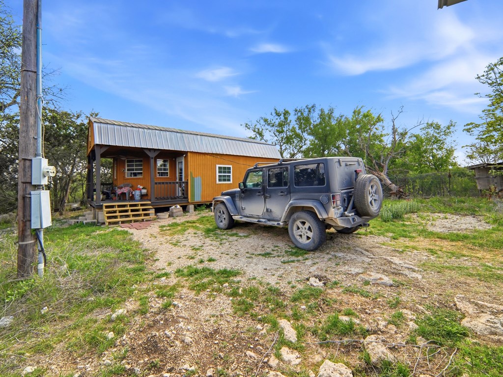main property photo 14