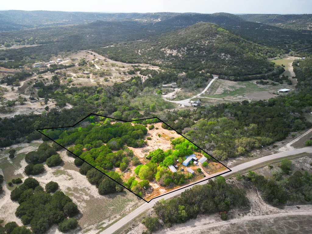 main property photo 11