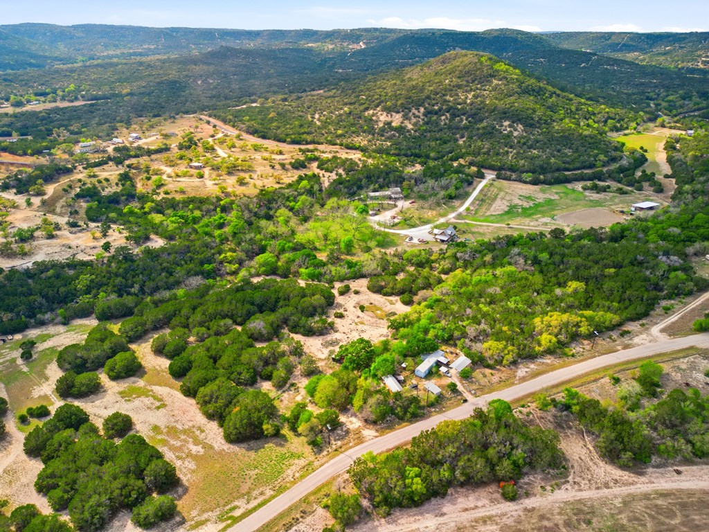 main property photo 25