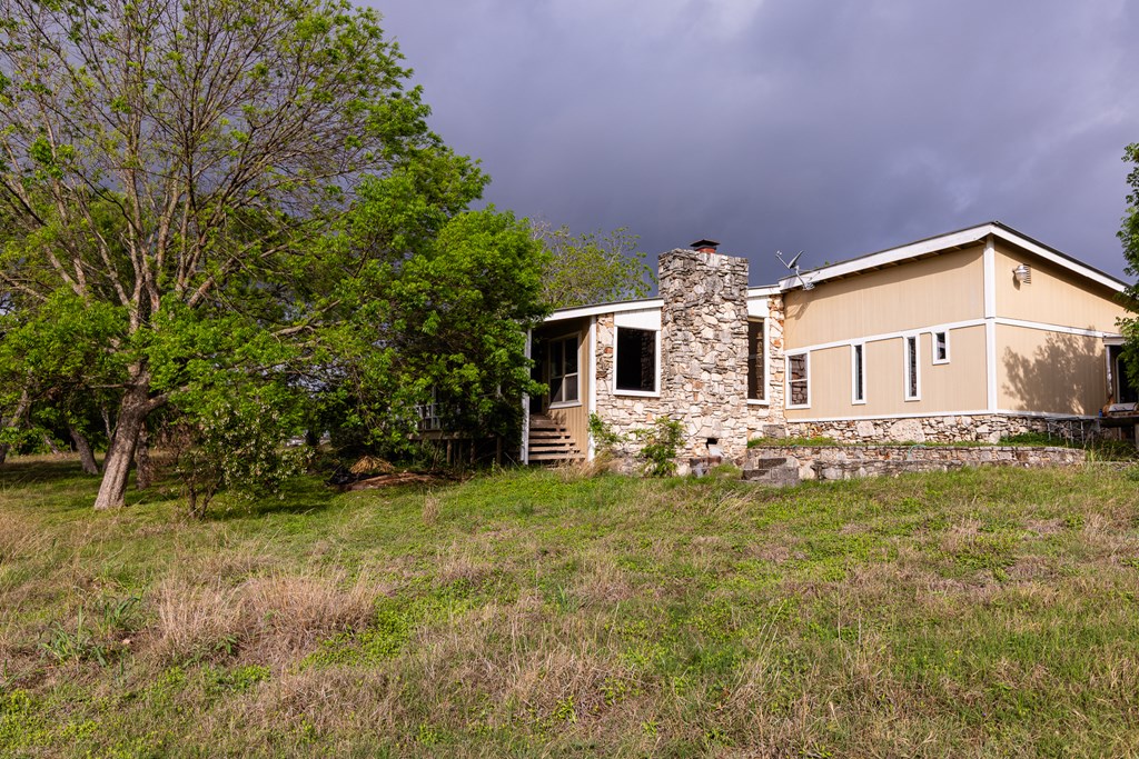 main property photo 35