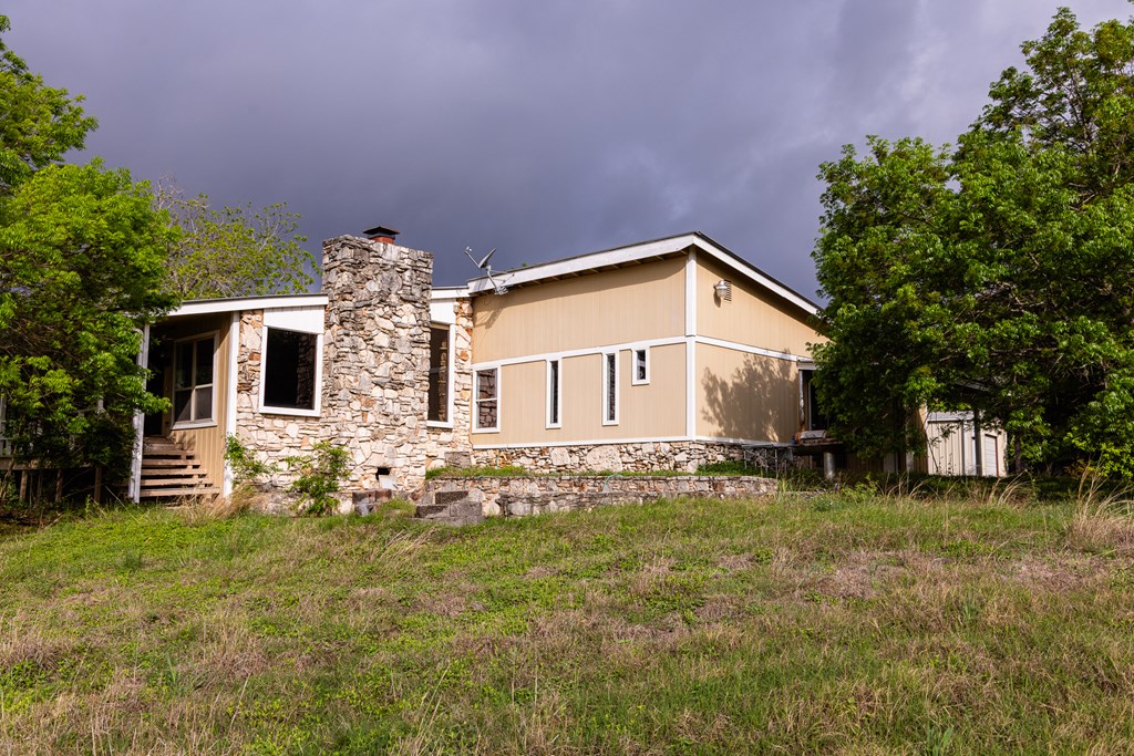 main property photo 6