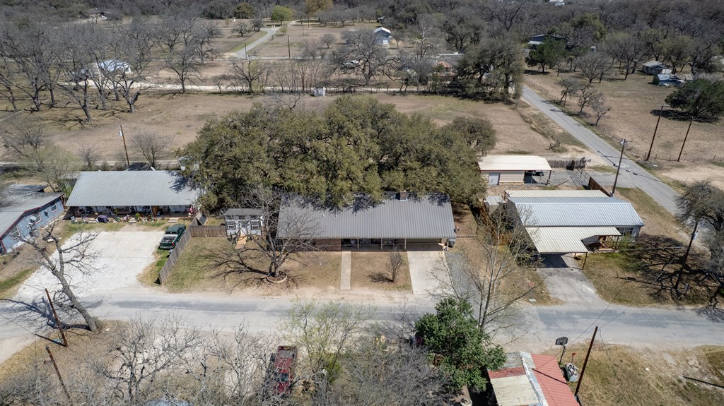 main property photo 9
