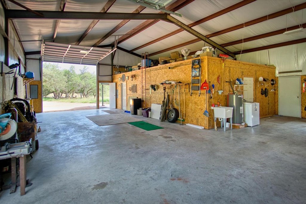 main property photo 30