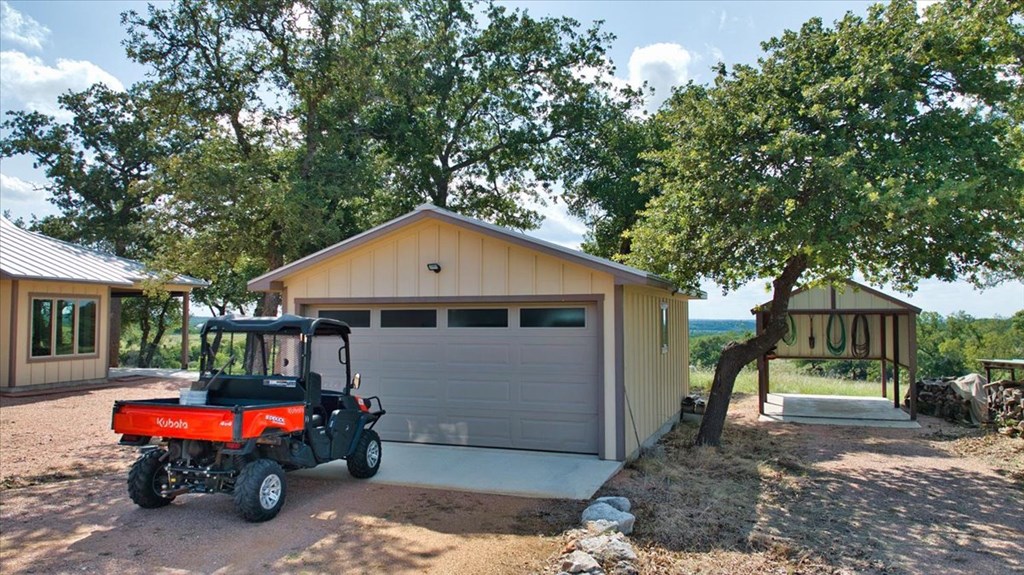 main property photo 35