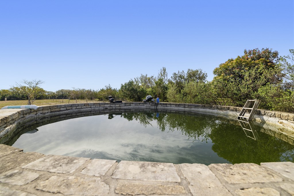 main property photo 48