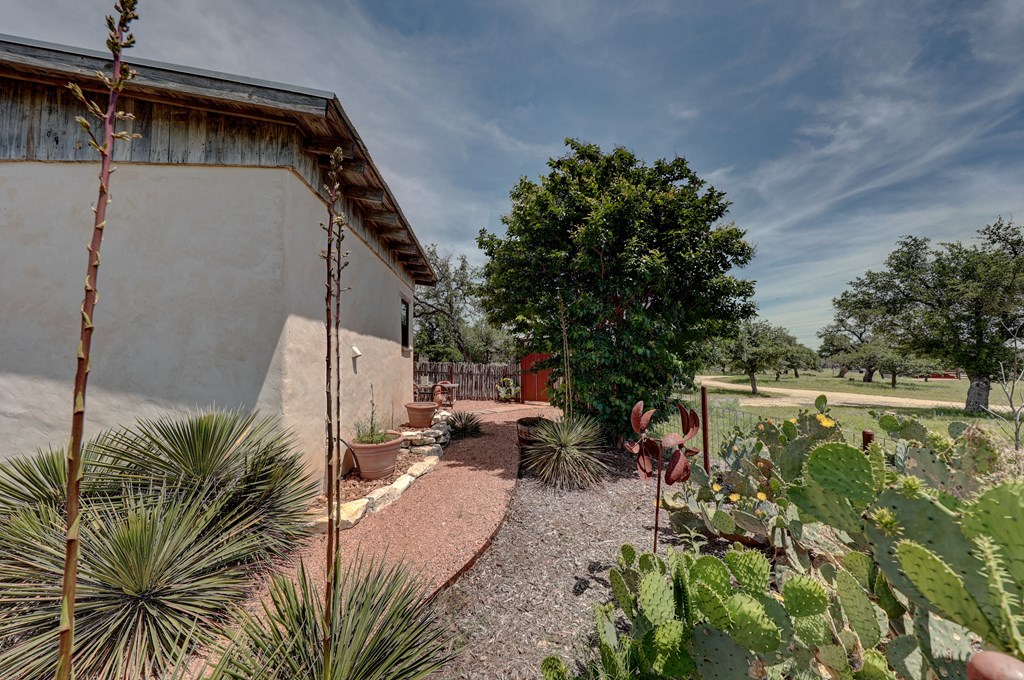 main property photo 47