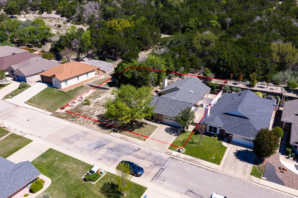 main property photo 37