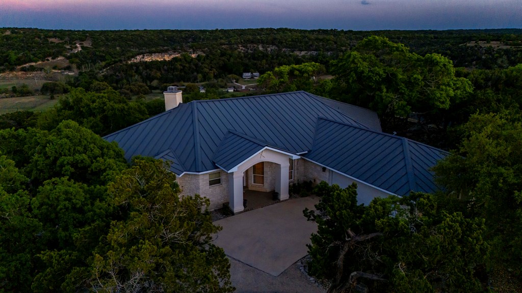 main property photo 40
