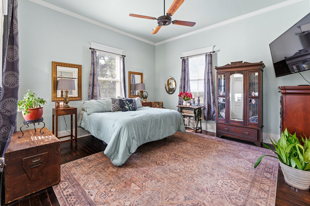 main property photo 15