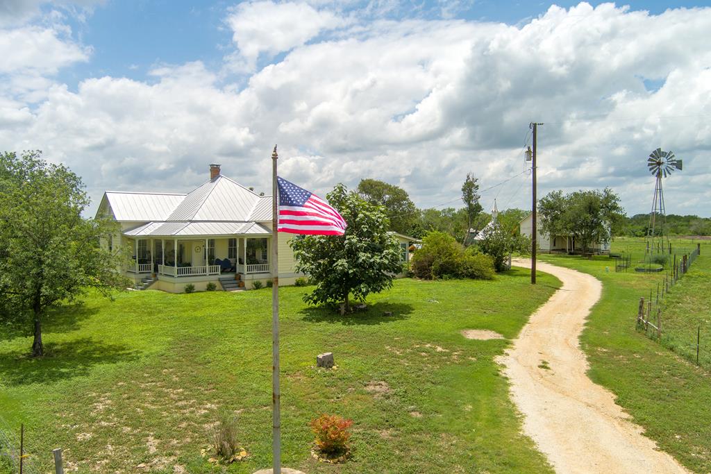 main property photo 2