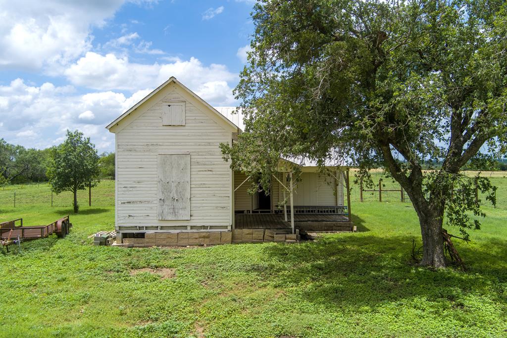 main property photo 40