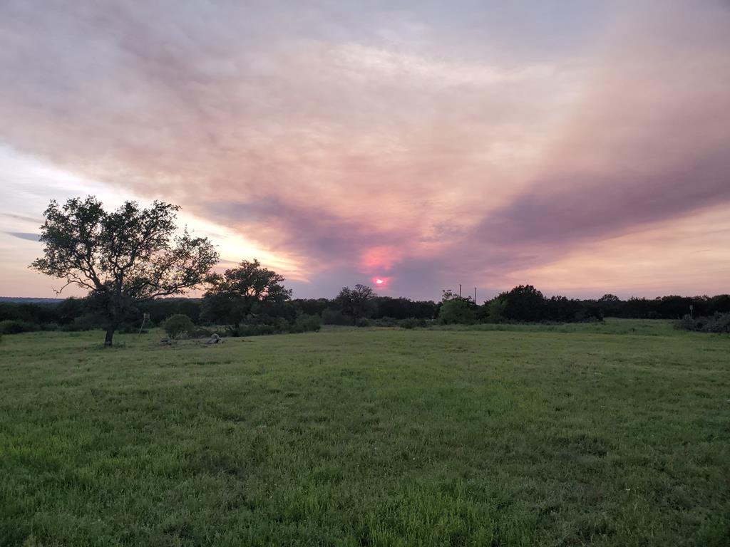 main property photo 41