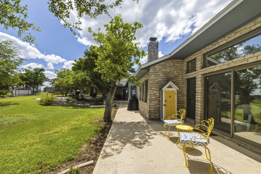main property photo 32