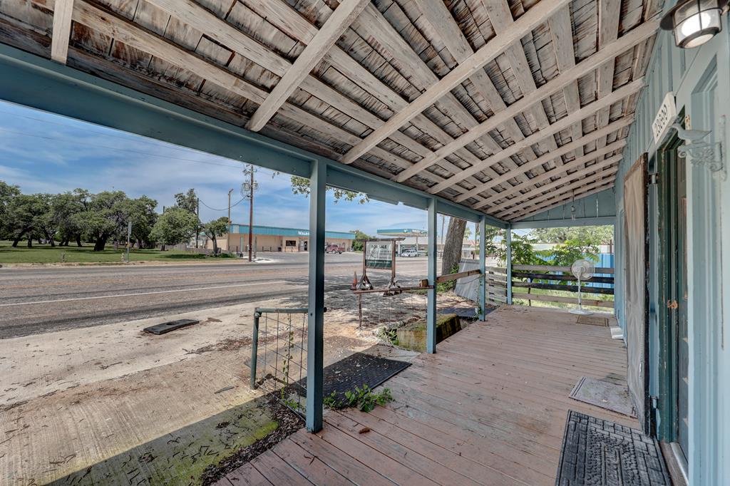 main property photo 21