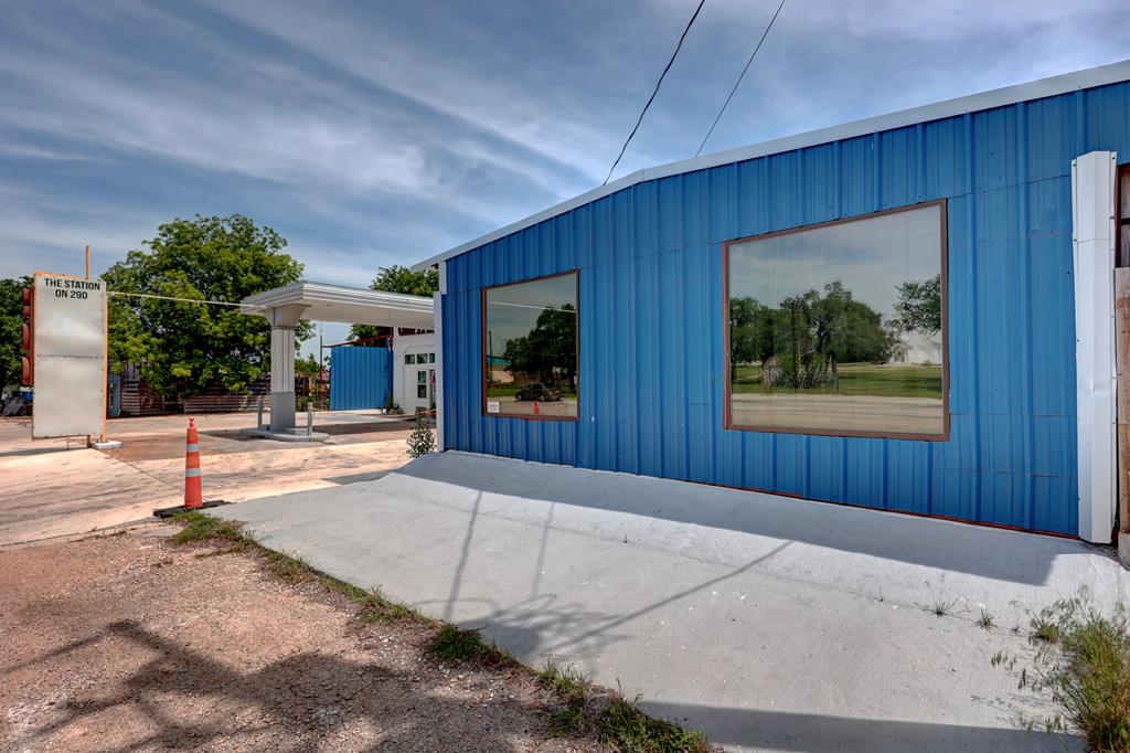 main property photo 44