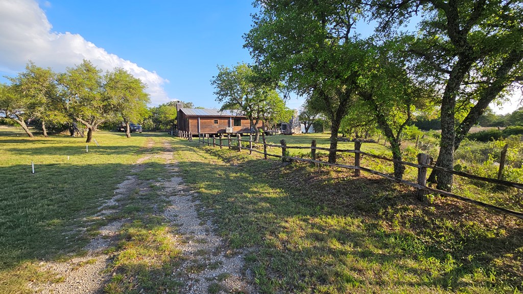 main property photo 36