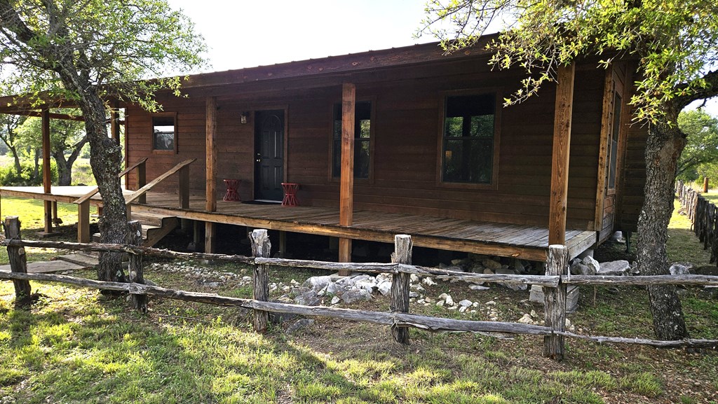 main property photo 39