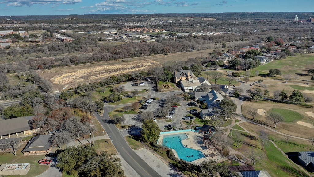main property photo 50