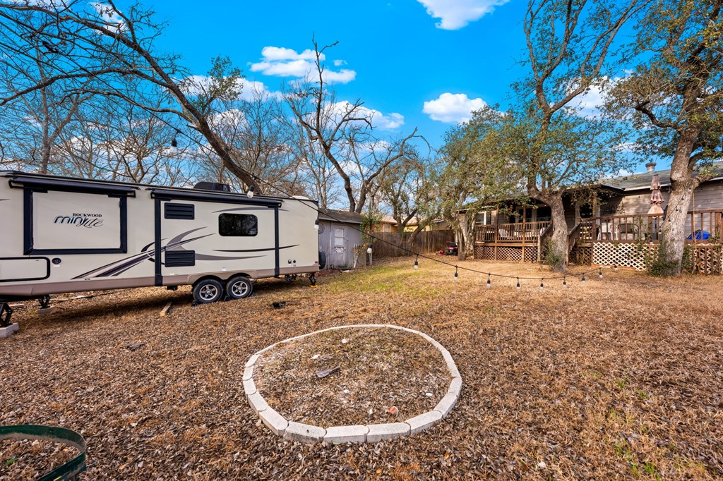 main property photo 13
