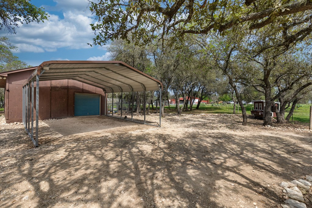 main property photo 23