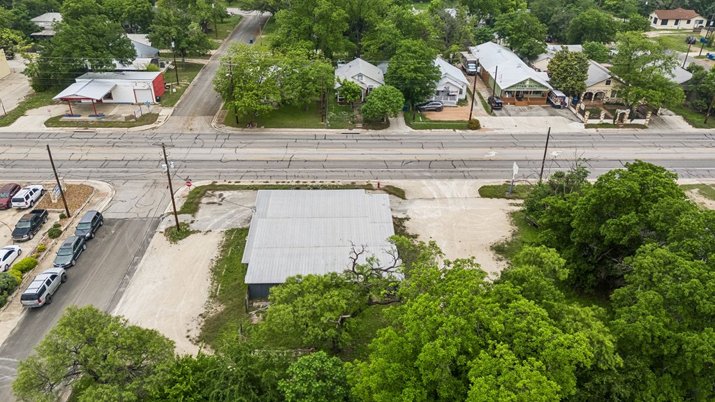 main property photo 29