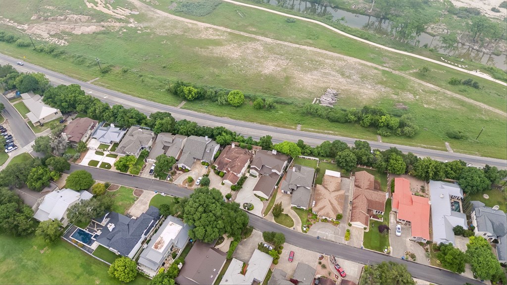 main property photo 61
