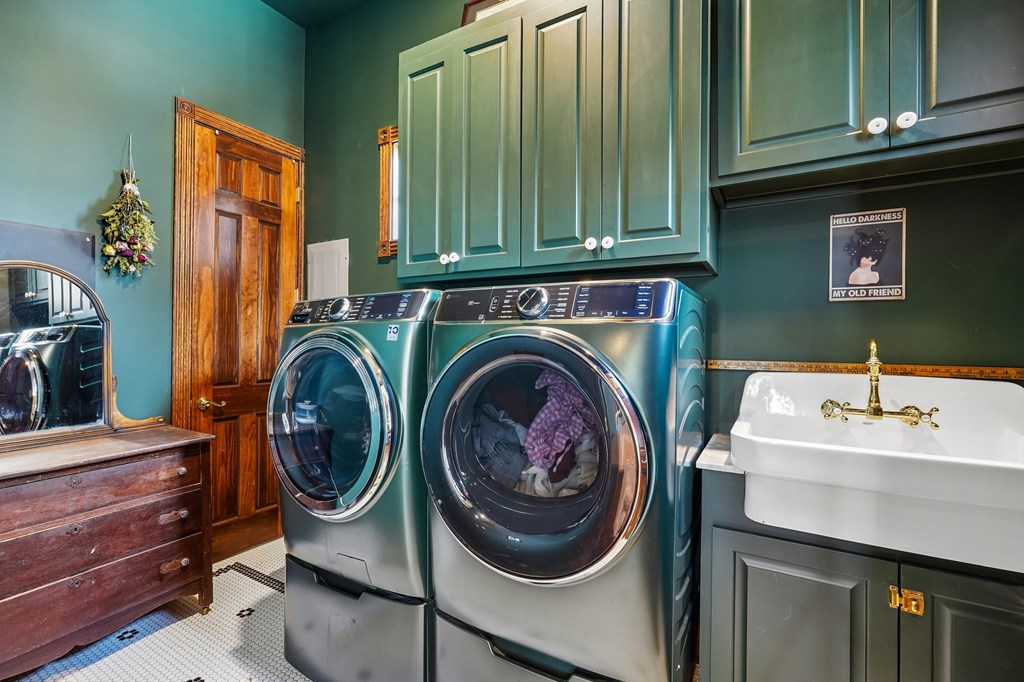 main property photo 39