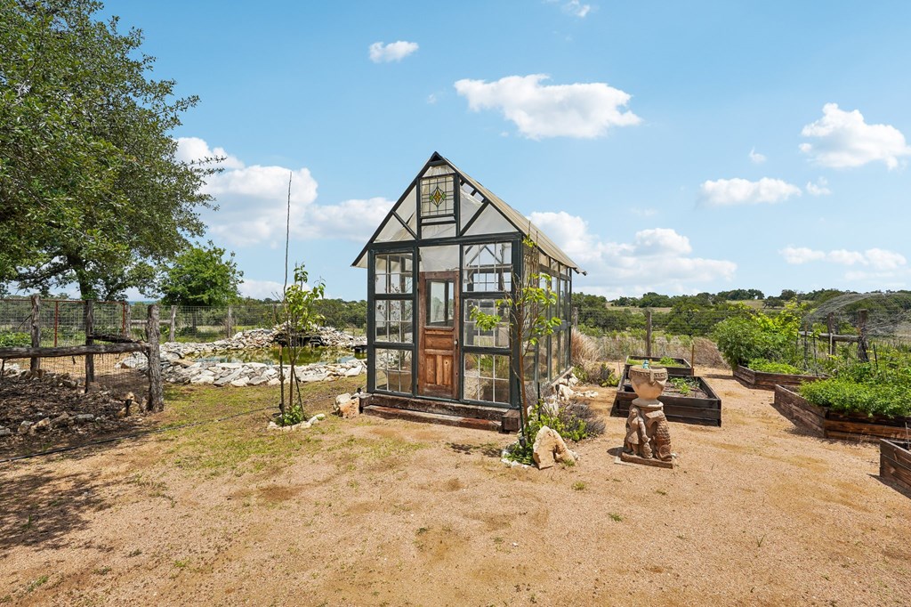 main property photo 51