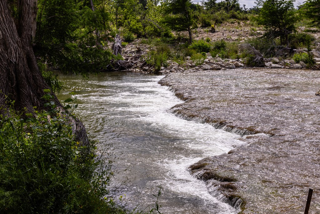main property photo 39