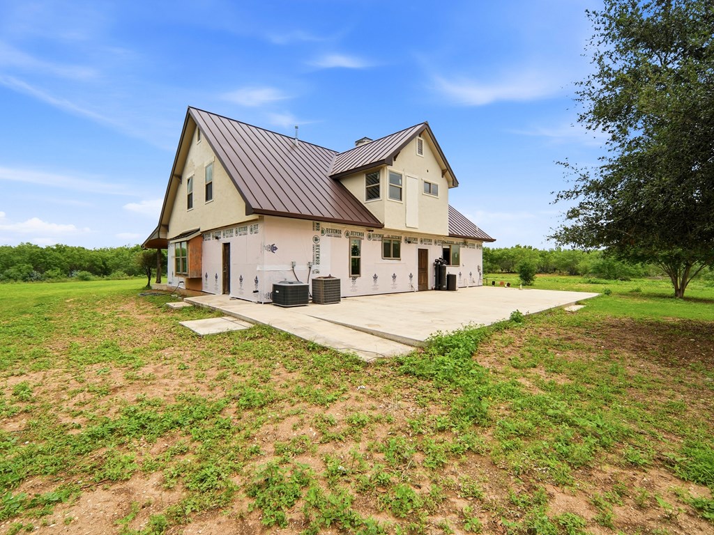 main property photo 41